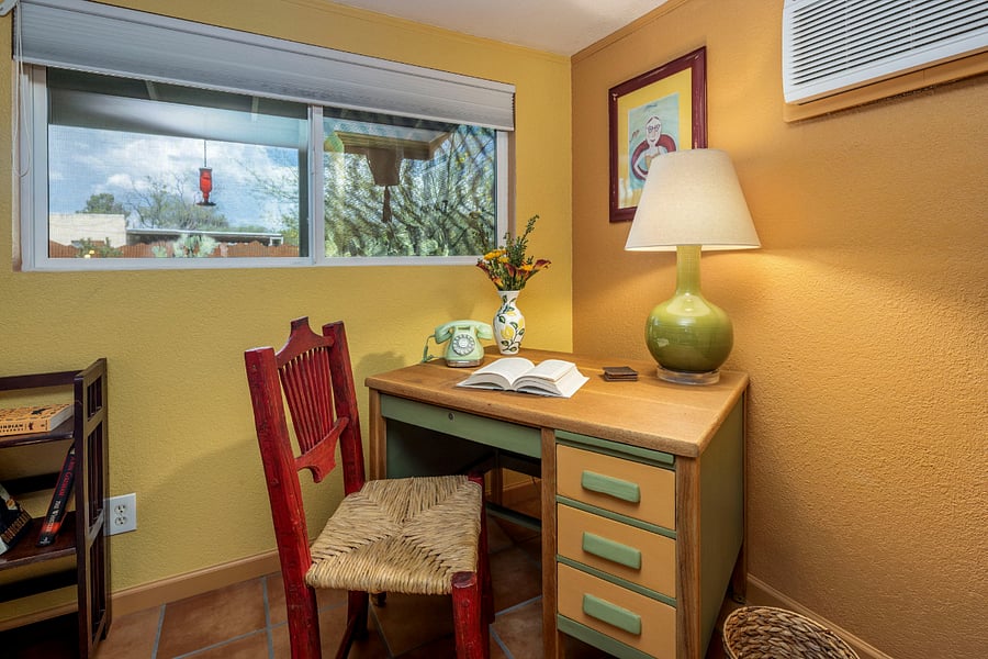A corner desk nook provides a quiet spot to work or read and includes a universal docking station for a laptop (compatible with Windows 11, 10, 8.x and macOS 10.14 or later) and office essentials: Notebook/notepad, pens, pencils, stapler, tape and scissors. Super-fast fiber optic Wi-Fi