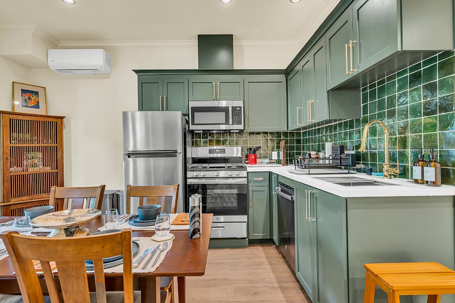 Furnished Finder property 1006164_1 photo 4