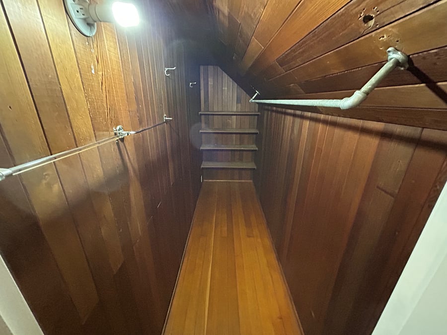 Main Upstairs Bedroom Walkin Closet
