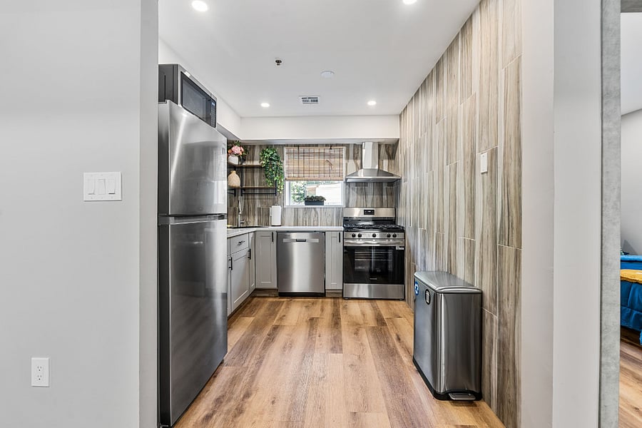 Furnished Finder property 1006211_1 photo 7