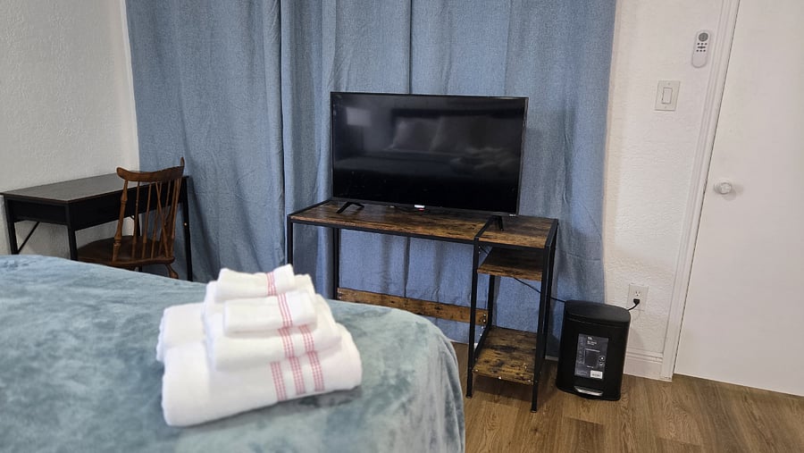 Furnished Finder property 1006231_1 photo 3