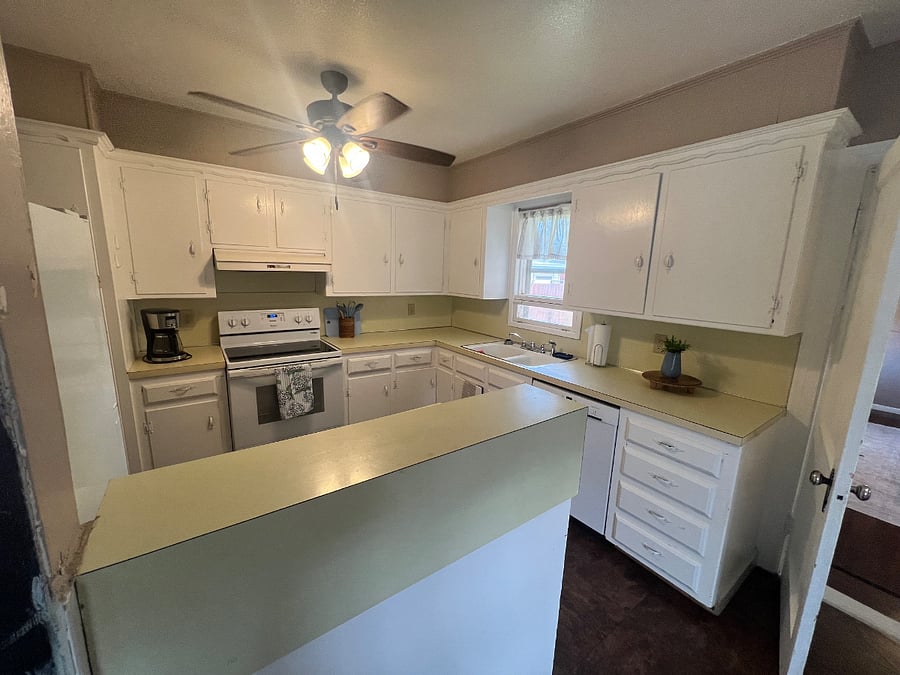 Furnished Finder property 1006236_1 photo 3