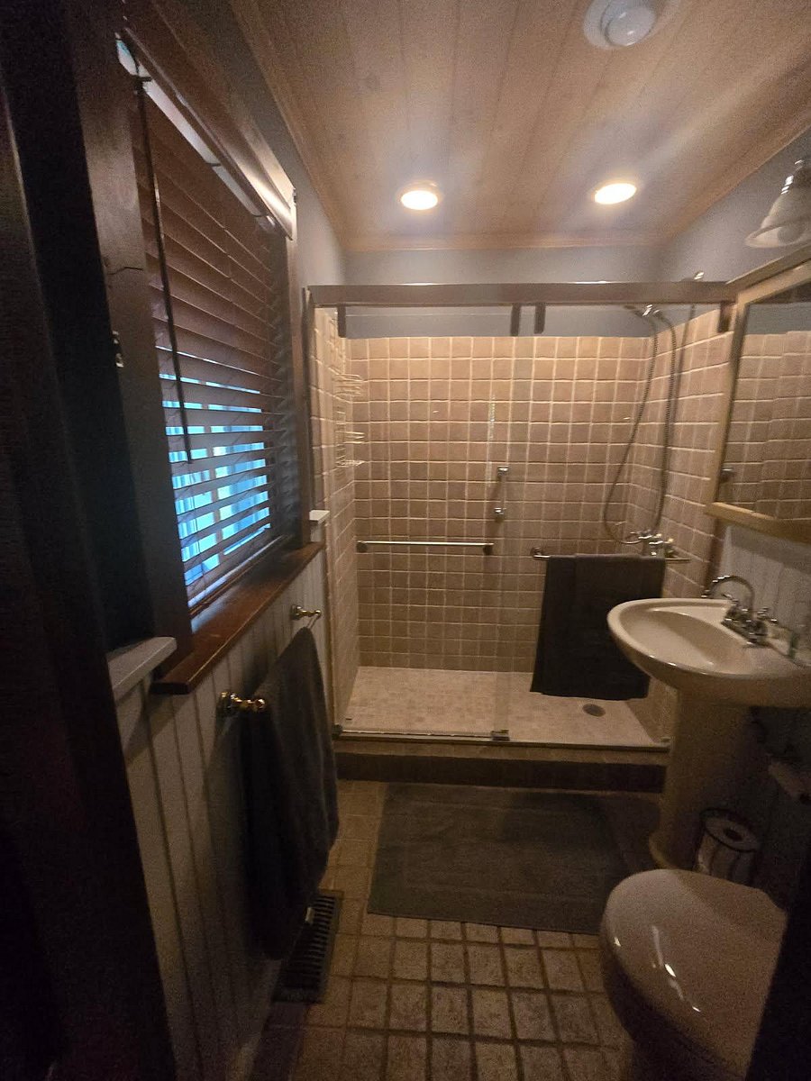 Furnished Finder property 1006248_1 photo 4