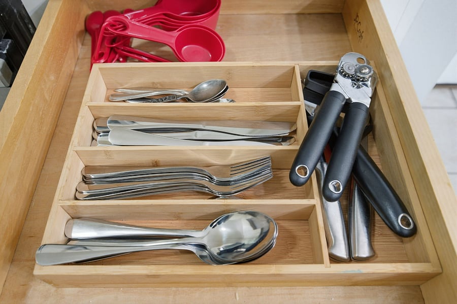 kitchen cookware