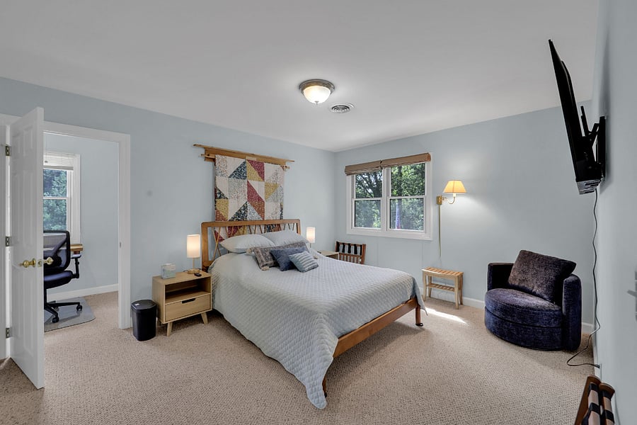 Bedroom 1 with a Queen bed and attached office