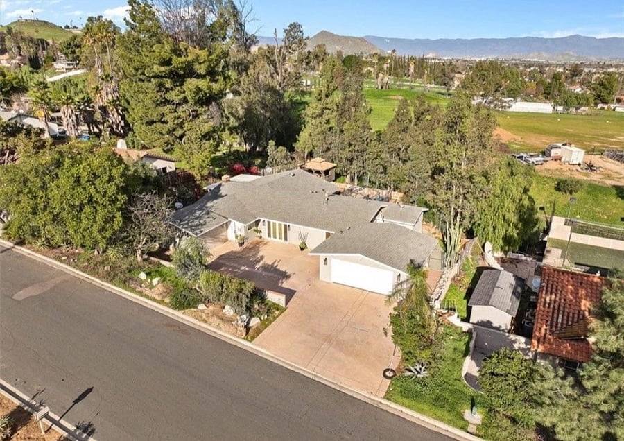 Furnished Finder property 1006276_1 photo 10
