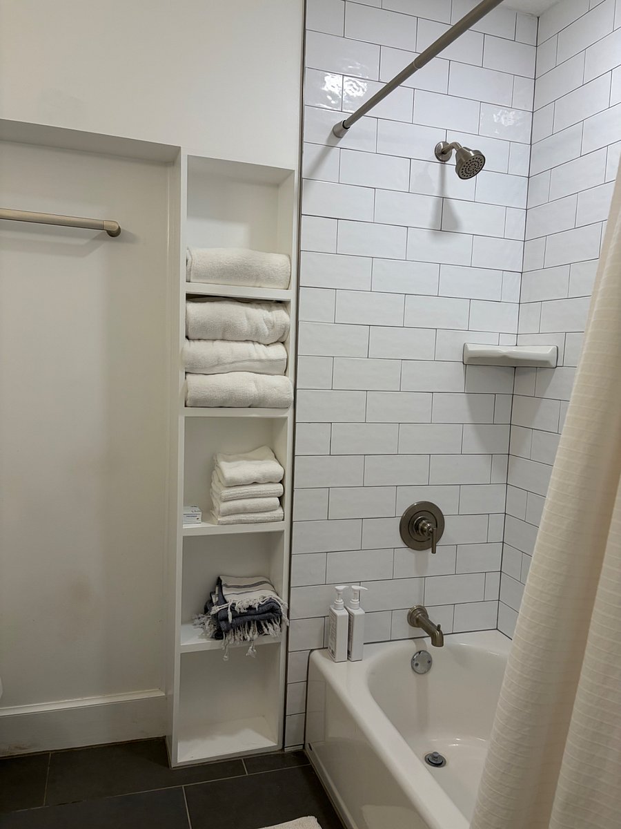 Furnished Finder property 1006280_1 photo 9