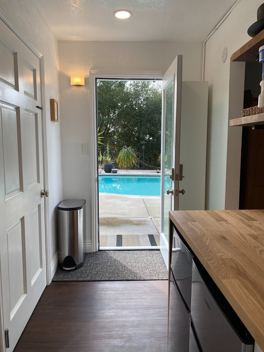 Furnished Finder property 1006286_1 photo 22