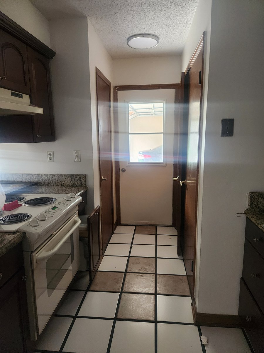Furnished Finder property 1006293_1 photo 3