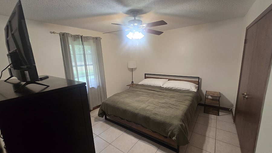 Furnished Finder property 1006293_2 photo 10