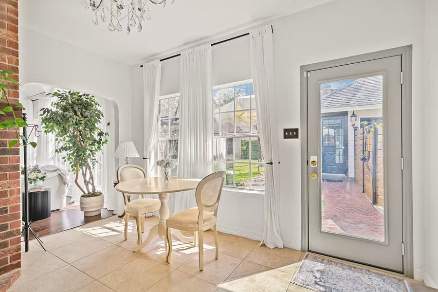 Furnished Finder property 1006308_1 photo 15