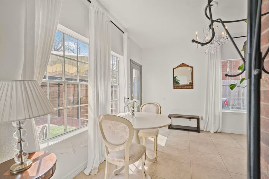 Furnished Finder property 1006308_1 photo 16