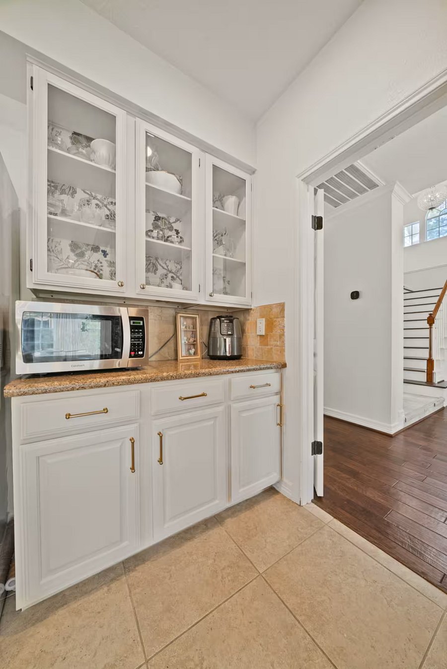 Furnished Finder property 1006308_1 photo 14