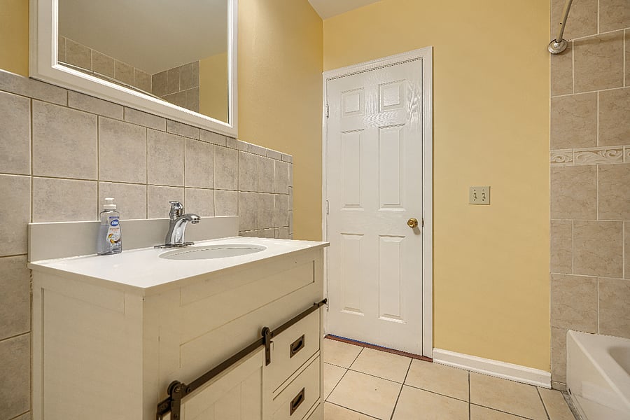 Furnished Finder property 1006313_1 photo 12