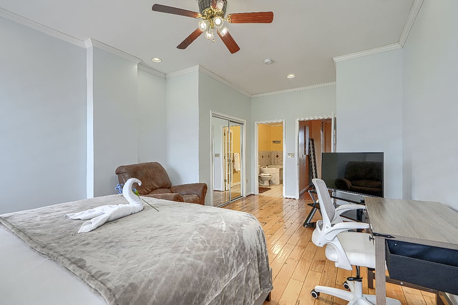 Furnished Finder property 1006313_1 photo 3