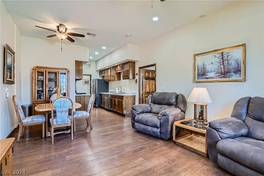 Furnished Finder property 1006325_1 photo 4