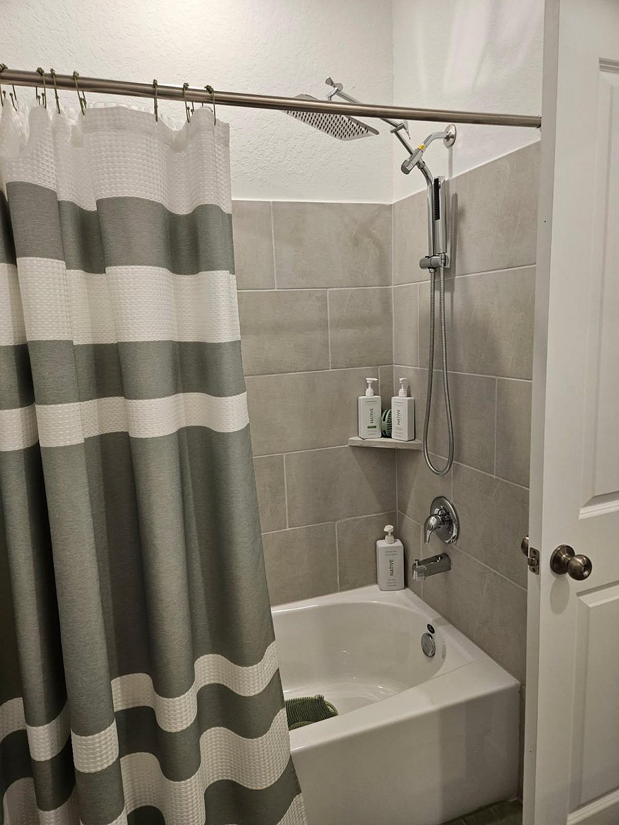 Furnished Finder property 1006335_1 photo 7