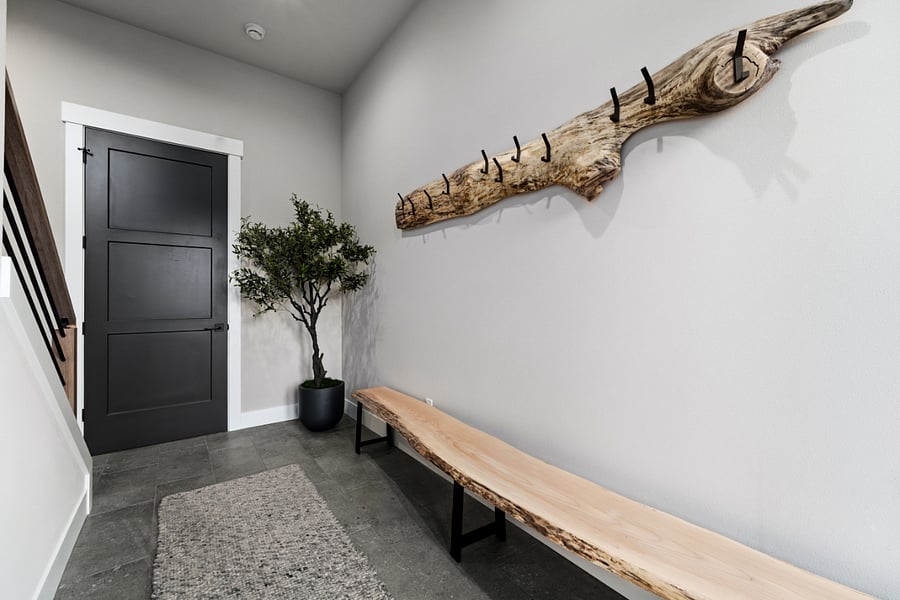 Welcome home! Room to hang coats, take off shoes.