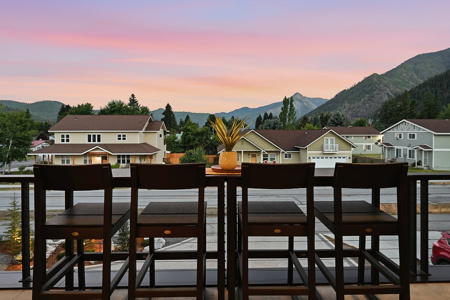 Outdoor living - Bistro Table seats 4, additional 4 Adirondack chairs and heat lamps to stay warm.