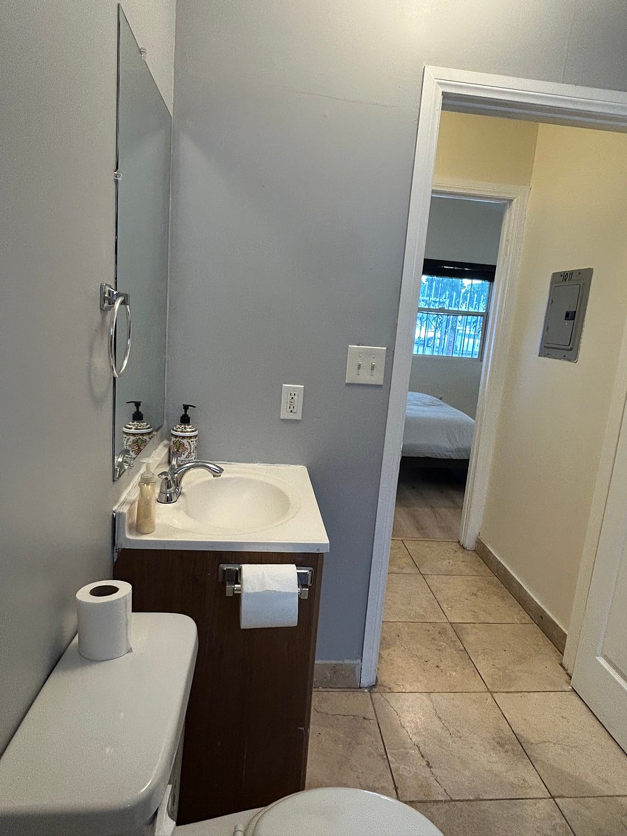 Furnished Finder property 1006391_1 photo 14