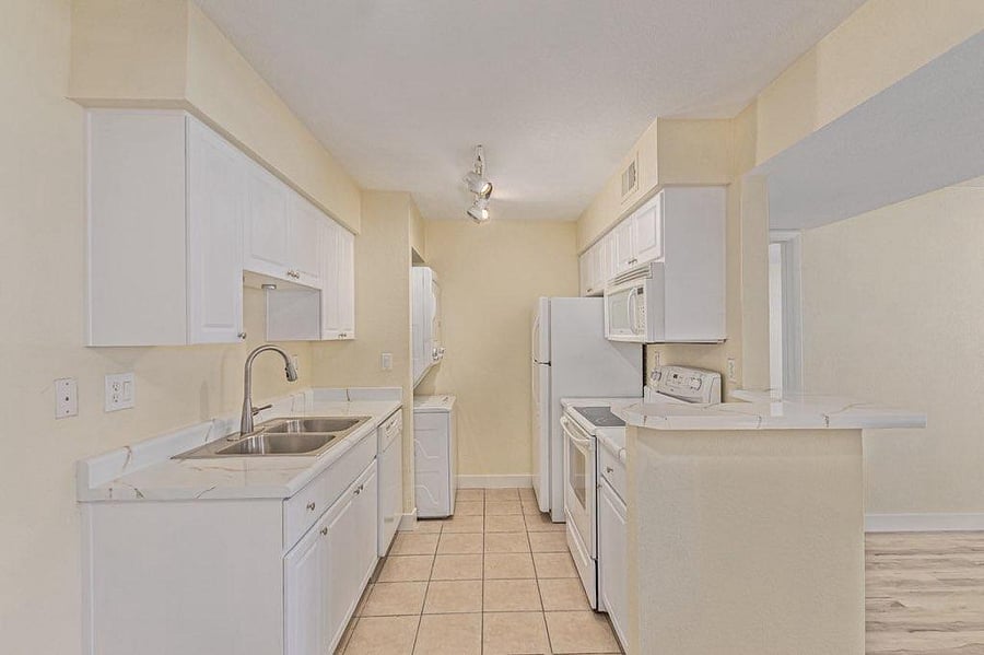 Furnished Finder property 1006397_1 photo 15