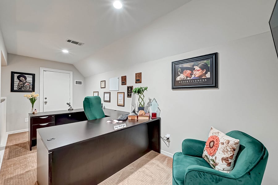 4th Floor Office/Bonus Room