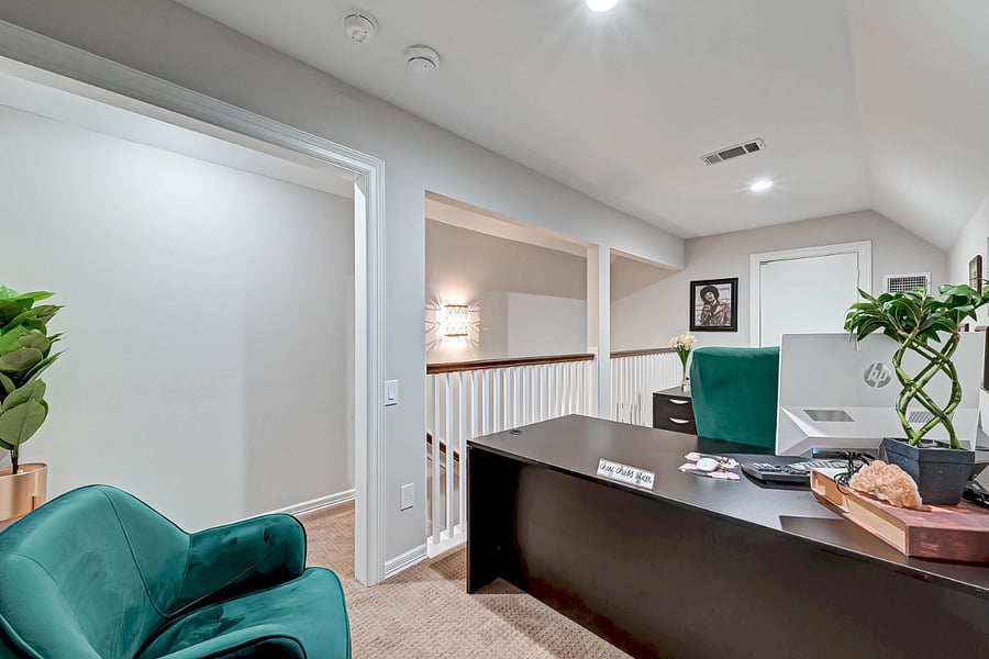 4th Floor Office/Bonus Room