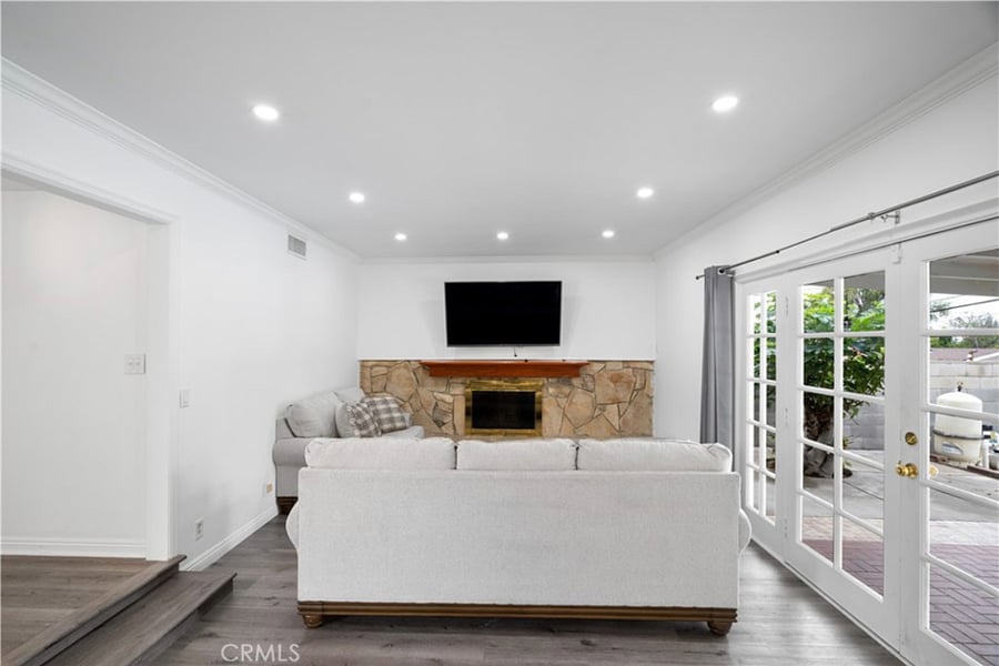 Furnished Finder property 1006434_1 photo 9