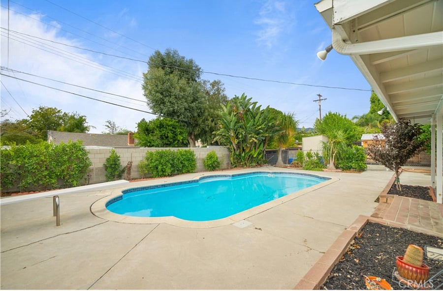 Furnished Finder property 1006434_1 photo 12