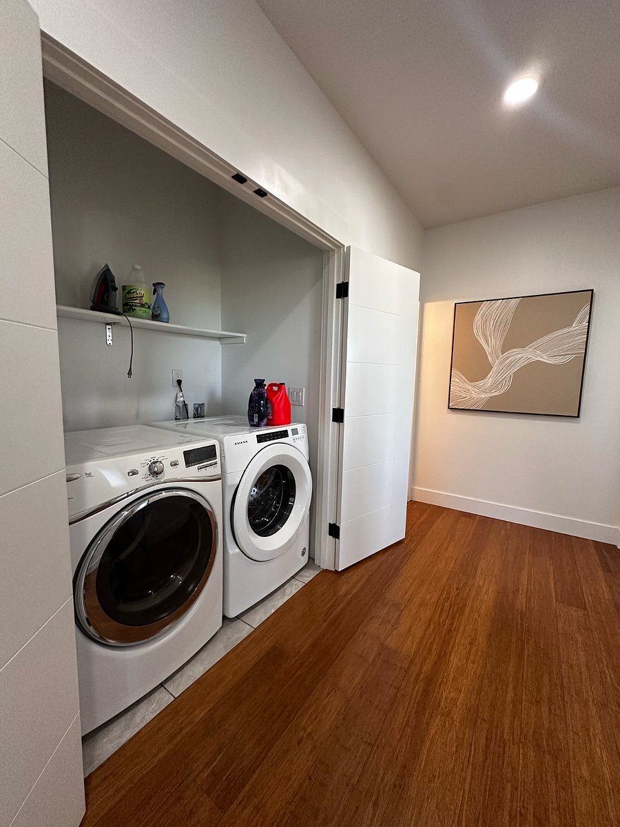 Furnished Finder property 1006437_1 photo 10
