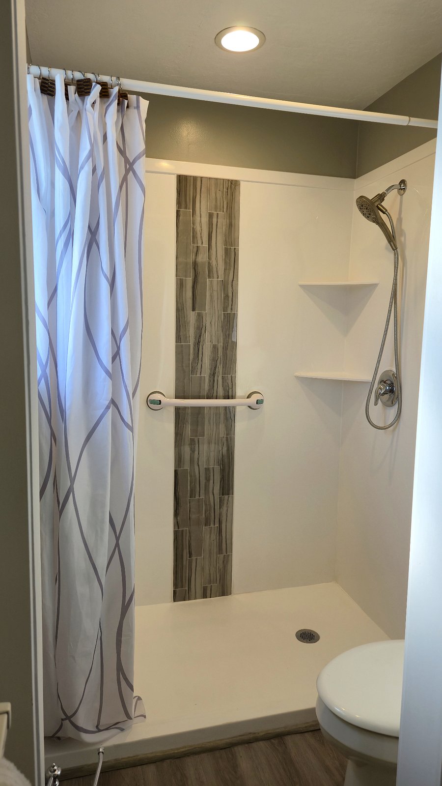 Furnished Finder property 1006445_1 photo 18