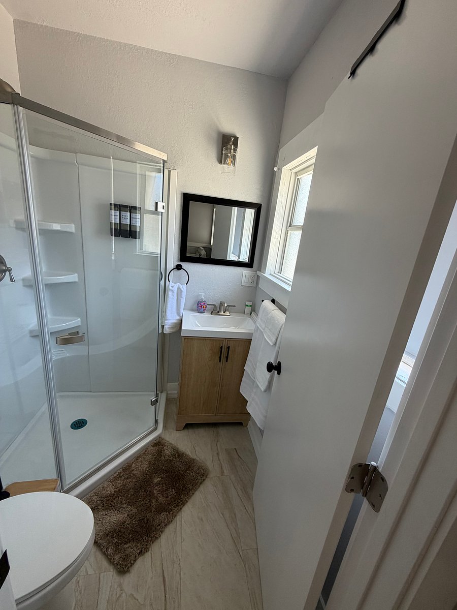 Furnished Finder property 1006447_1 photo 14