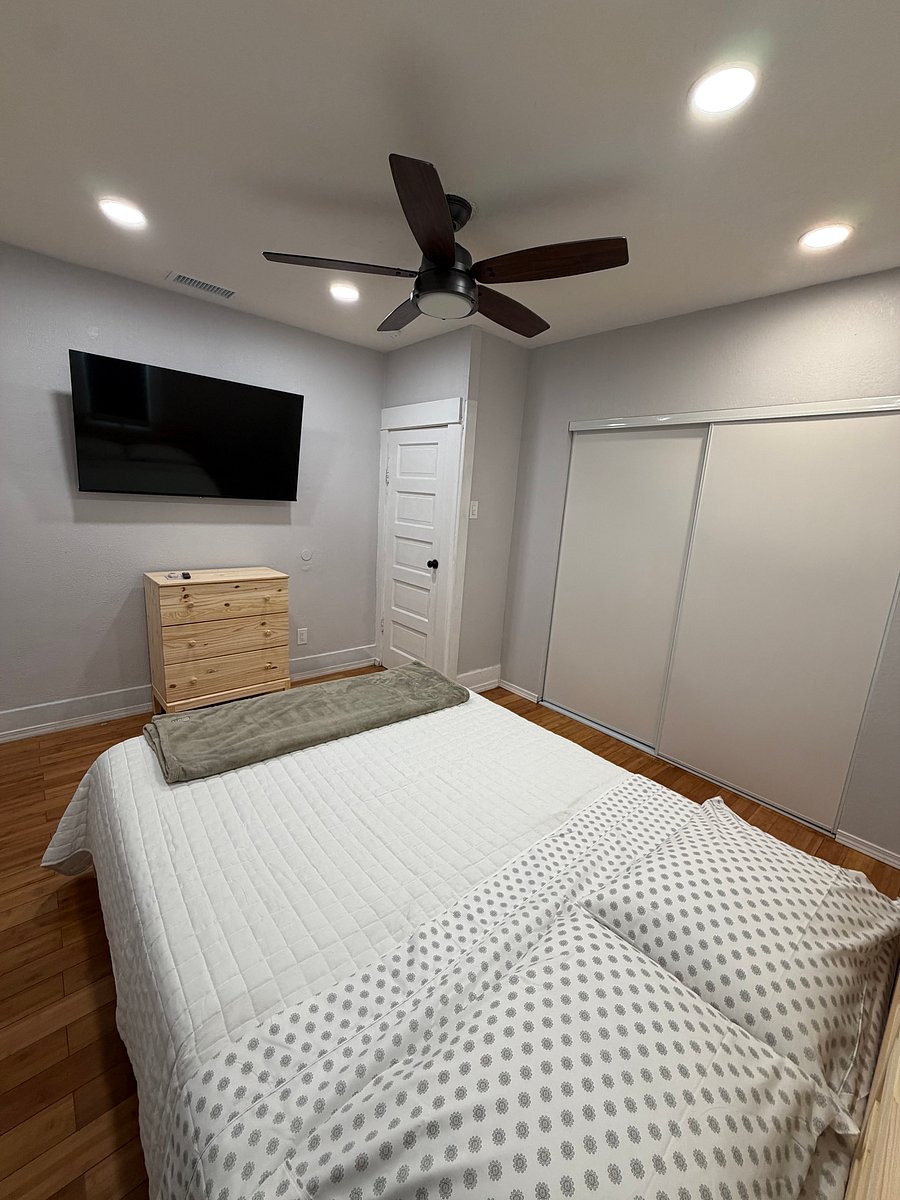 Furnished Finder property 1006447_1 photo 24