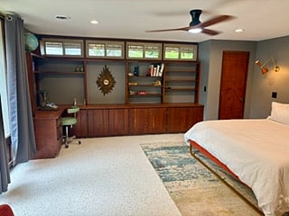 Master bedroom built in desk/work space.
