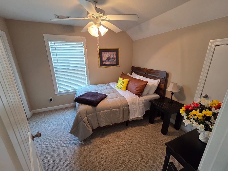 Furnished Finder property 1006498_1 photo 17