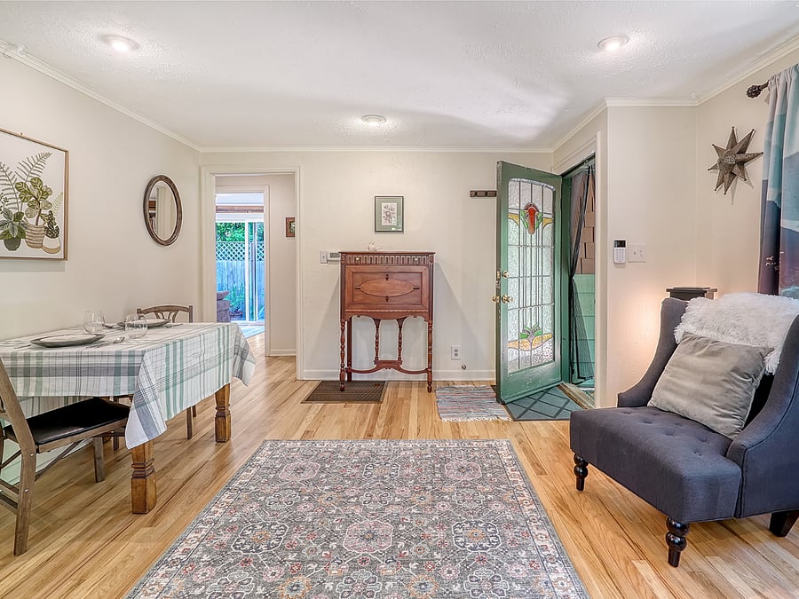 Furnished Finder property 1006519_1 photo 9