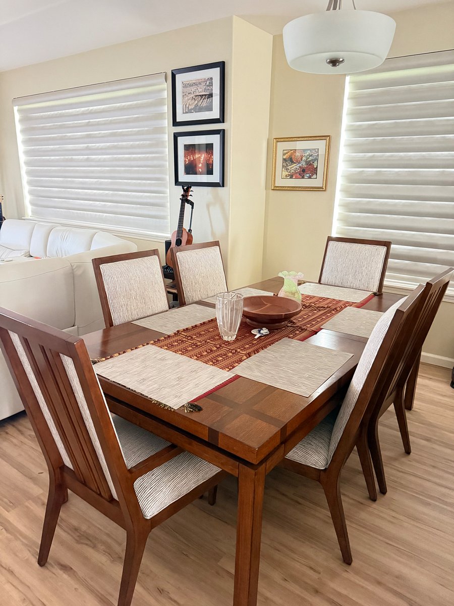 Custom Tommy Bahama Dining Room table w 2 possible extensions. 