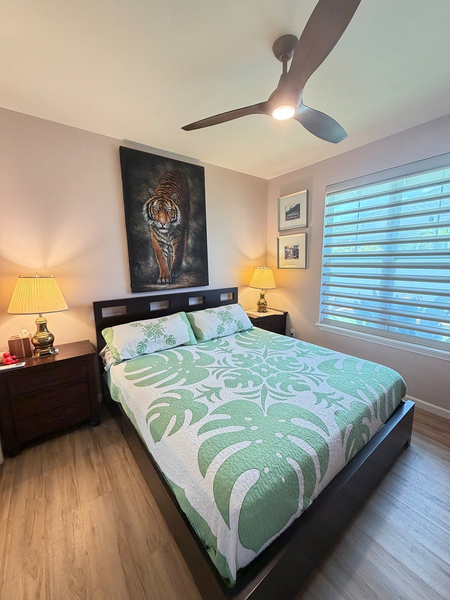 Cal King in 3rd Bedroom w Sumantra Tiger hand-painted artwork