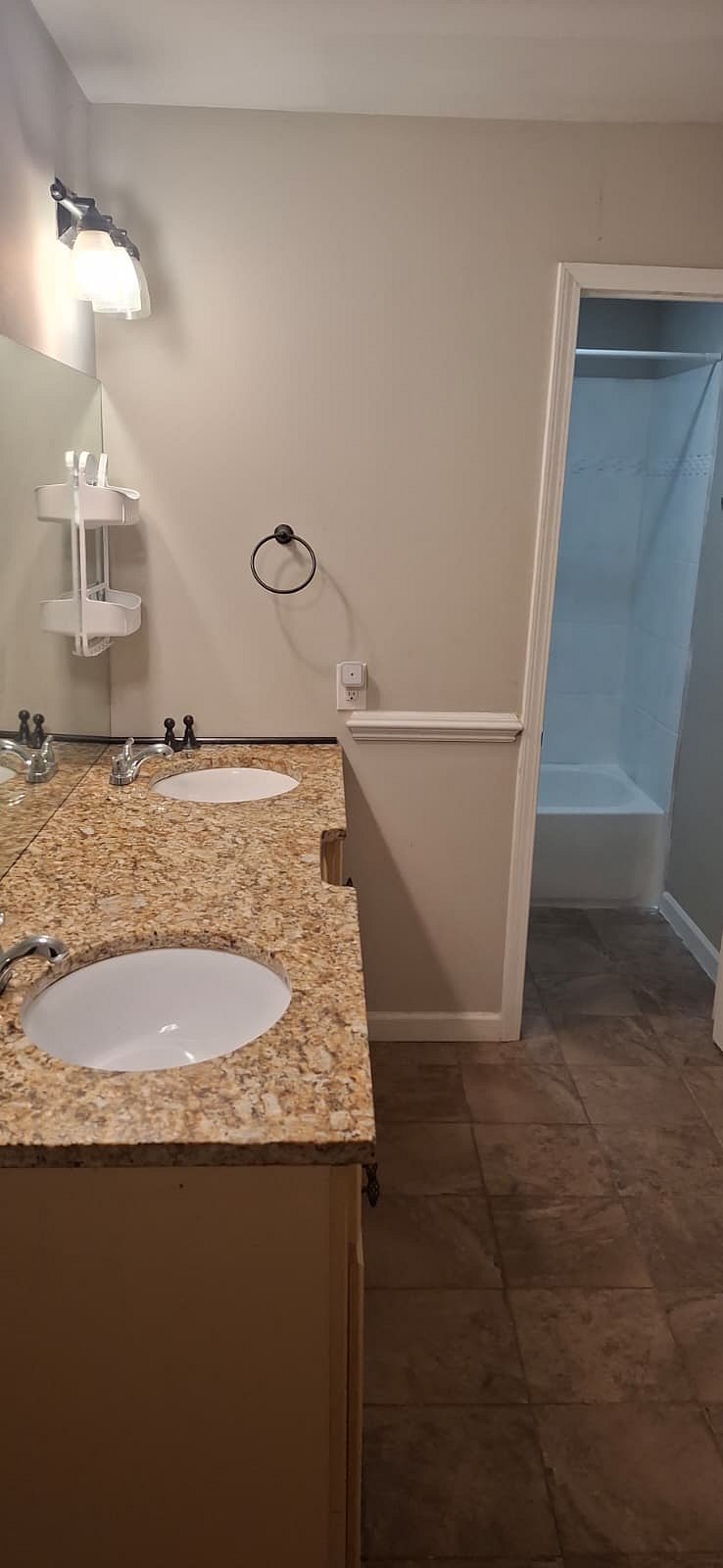 Furnished Finder property 1006571_1 photo 4