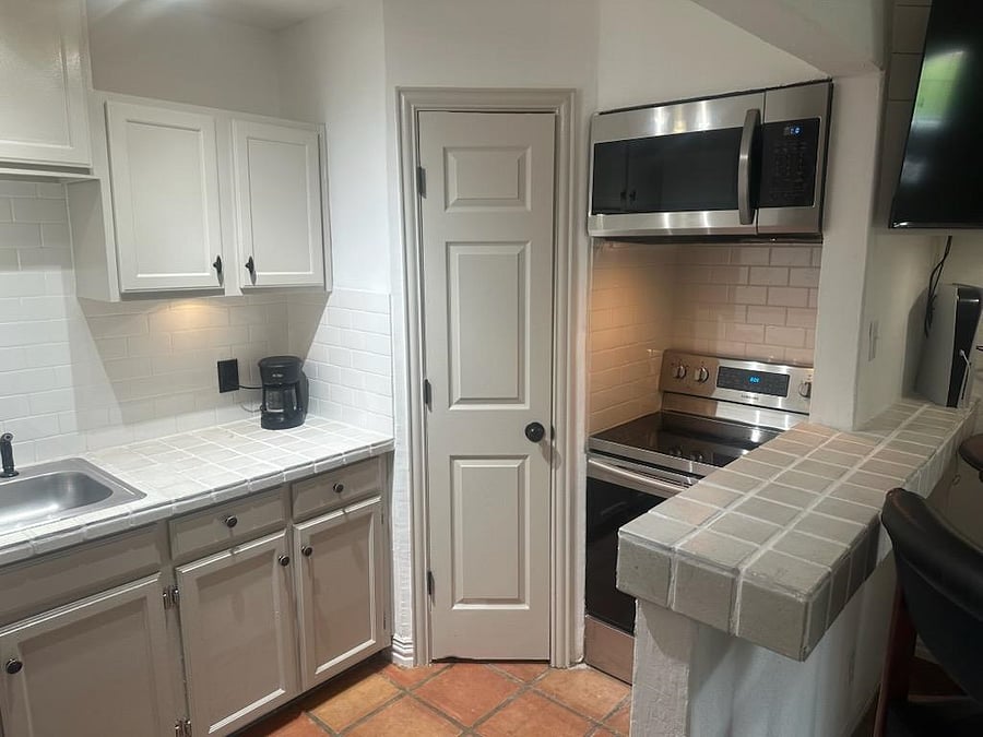 Furnished Finder property 1006585_1 photo 5