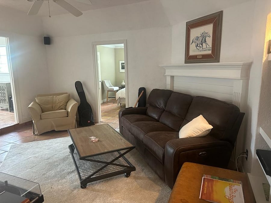 Furnished Finder property 1006585_1 photo 3