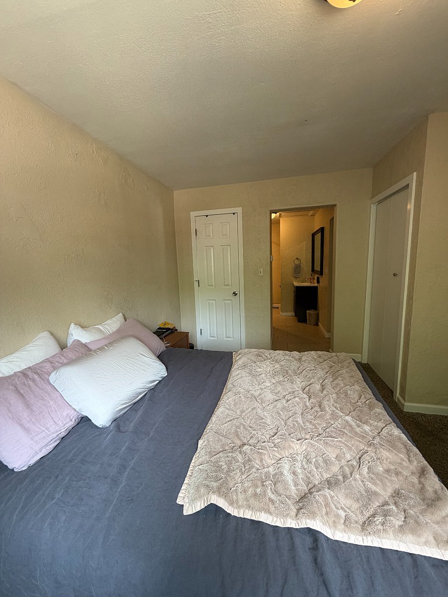 Furnished Finder property 1006596_1 photo 10