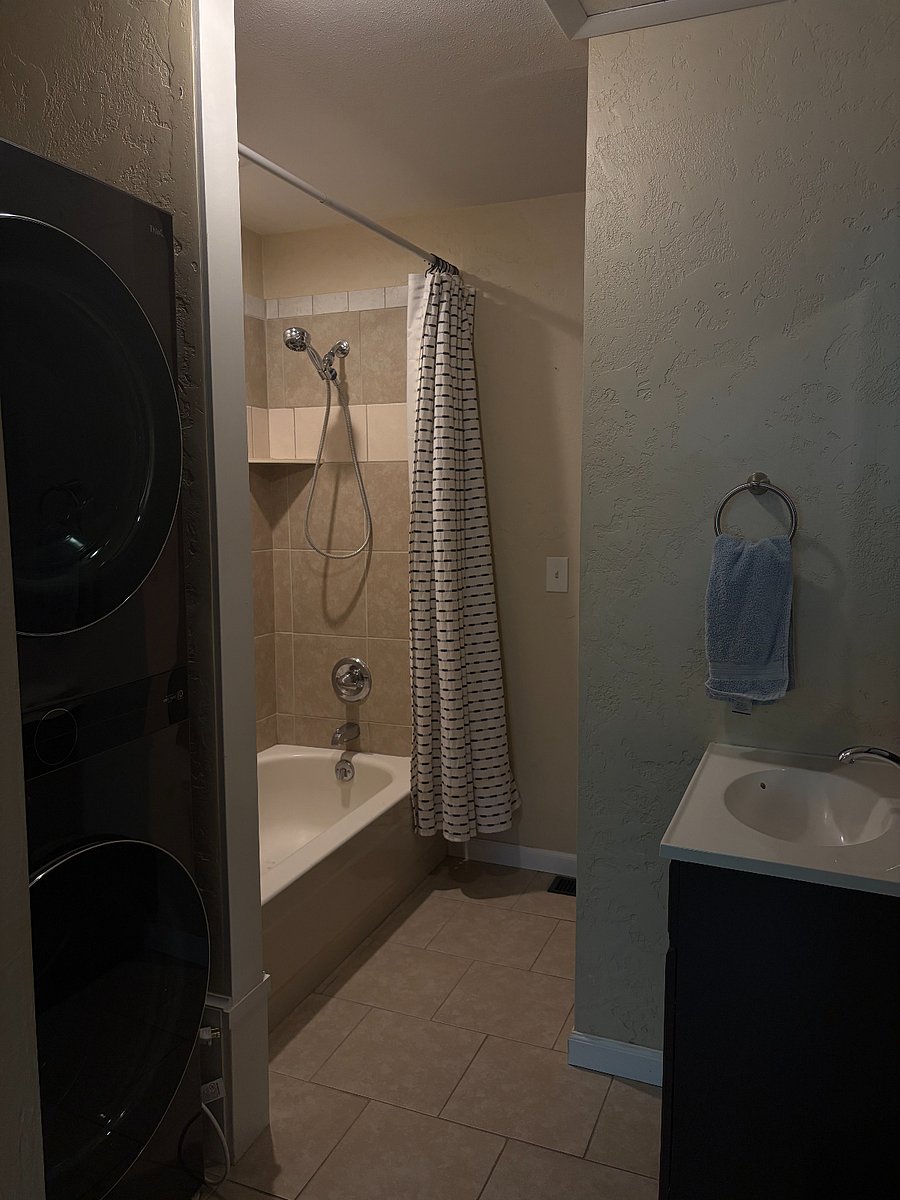 Furnished Finder property 1006596_1 photo 11