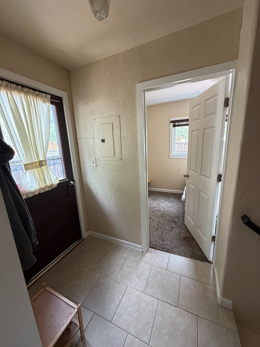 Furnished Finder property 1006596_1 photo 12