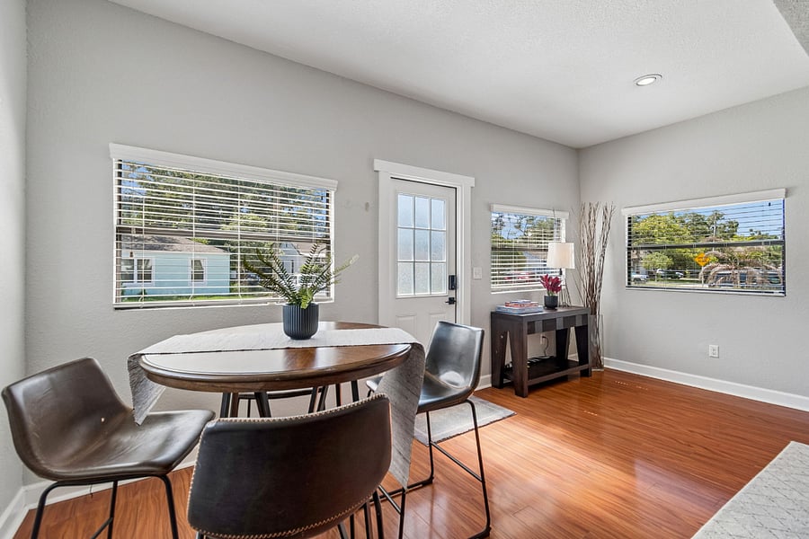 Furnished Finder property 1006607_1 photo 4