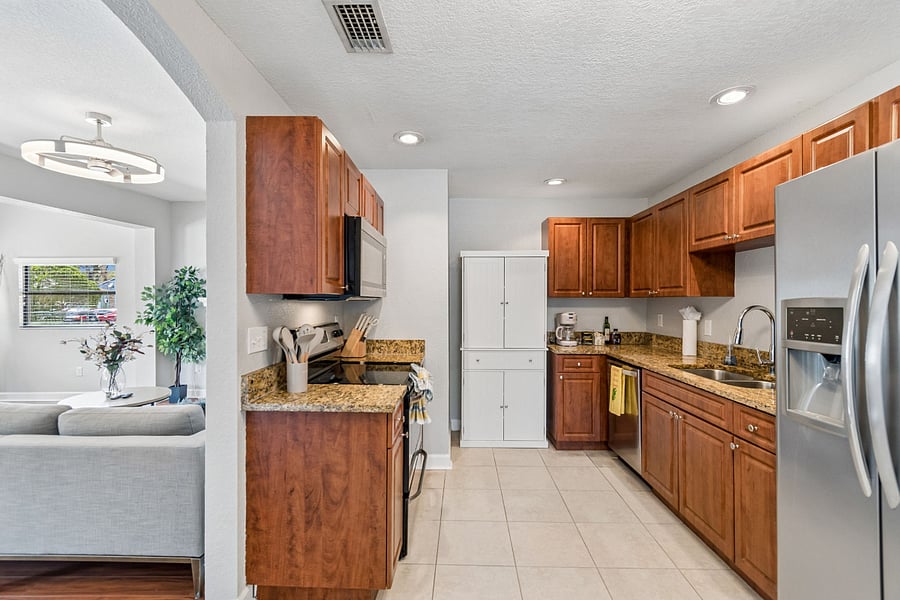 Furnished Finder property 1006607_1 photo 11