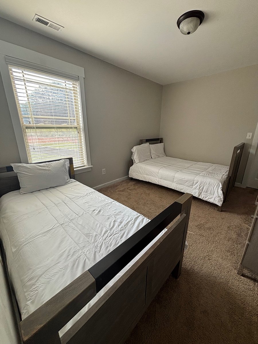 Furnished Finder property 1006626_1 photo 17