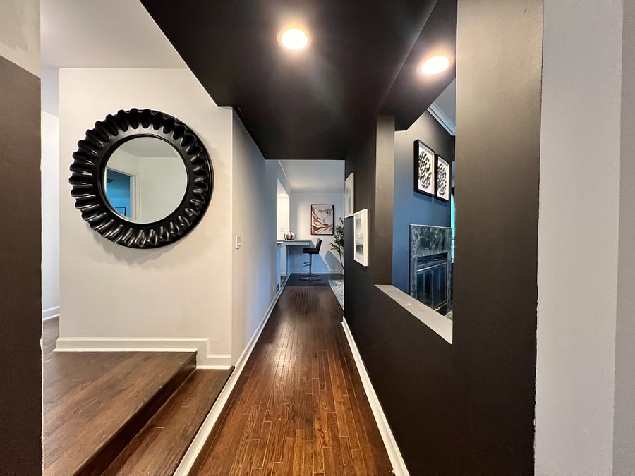 Hallway to the dinning room