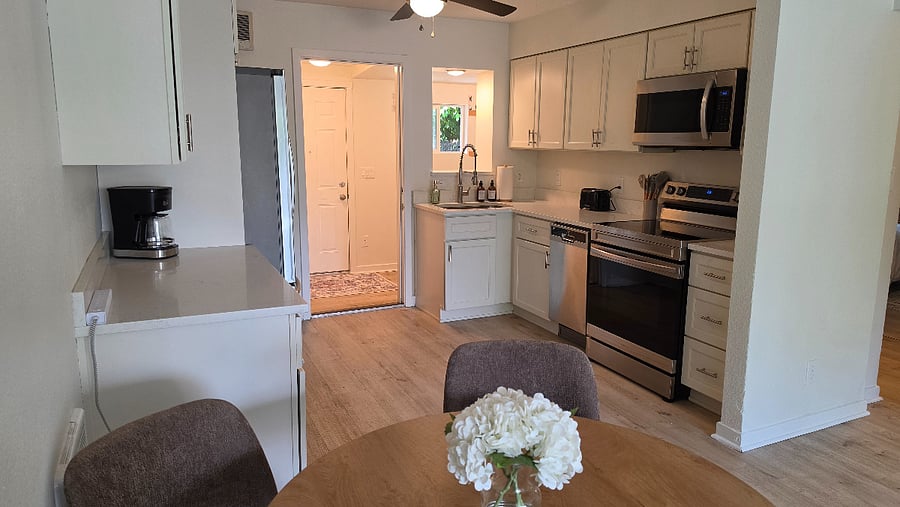 Furnished Finder property 1006661_1 photo 11