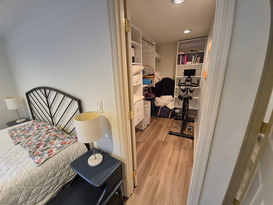 walk in closet